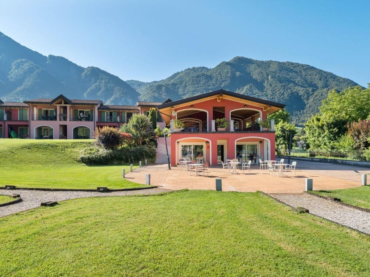 Spacious Apartment In Idro With Shared Pool Crone Екстер'єр фото