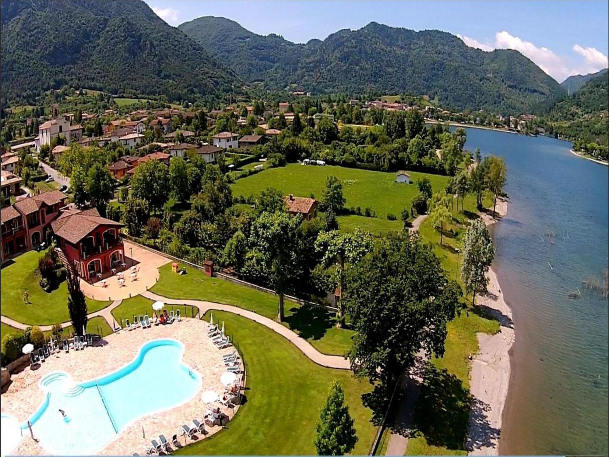 Spacious Apartment In Idro With Shared Pool Crone Екстер'єр фото