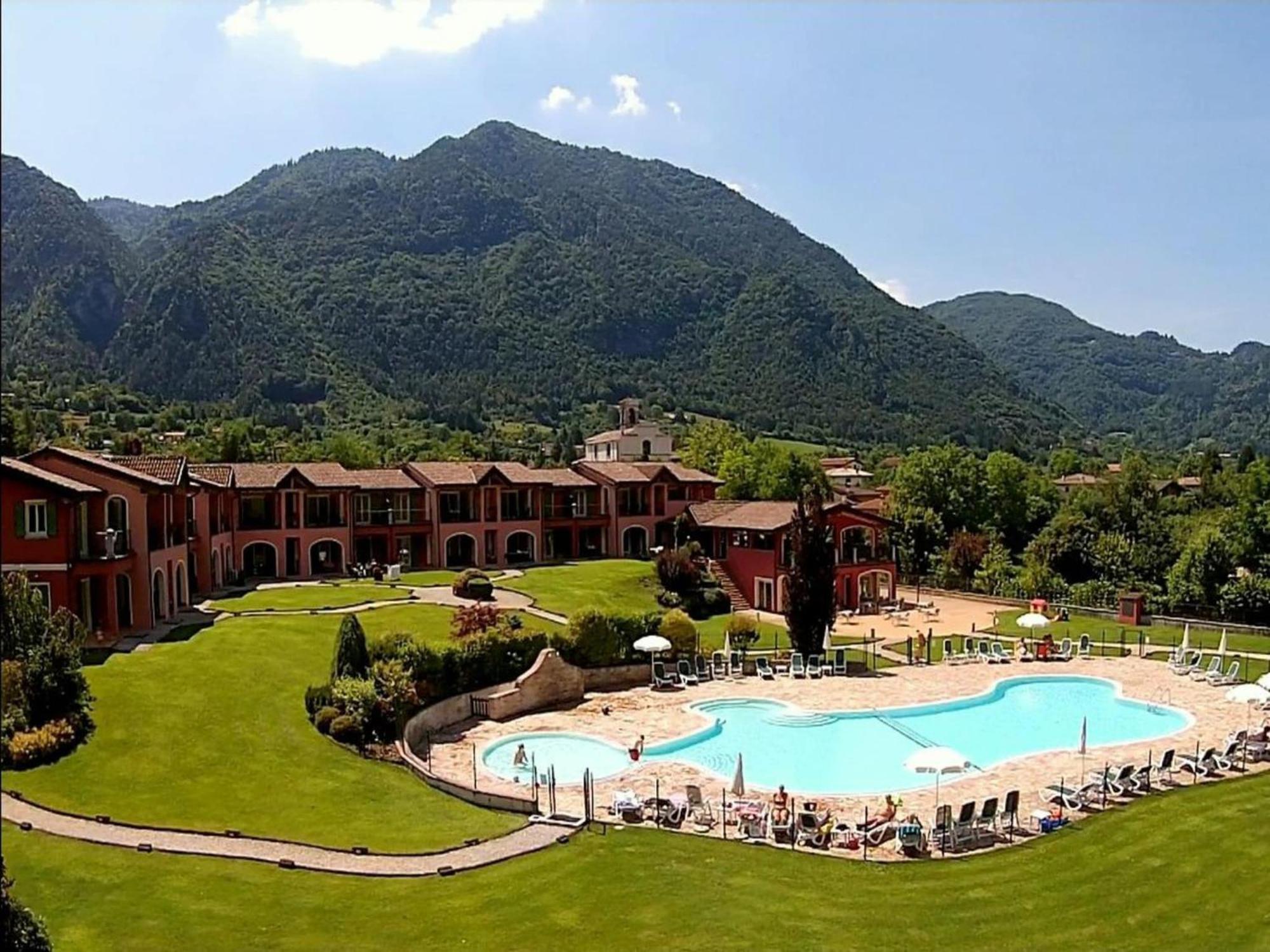 Spacious Apartment In Idro With Shared Pool Crone Екстер'єр фото